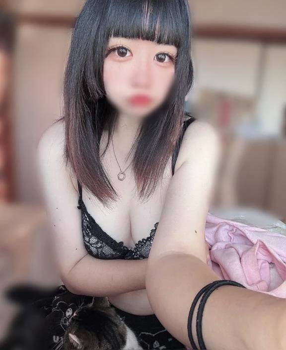 いるよ〜(  ˙꒳​˙ )ﾉ