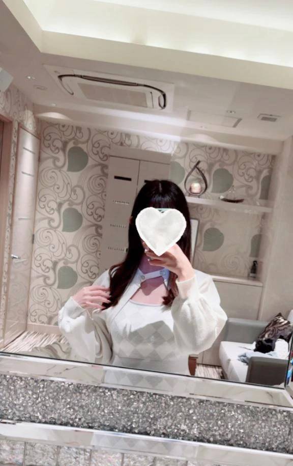 めい(デザインプリズム新宿)