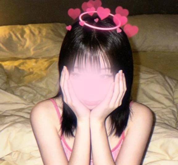 明日14:00〜いますっ🐰🤍