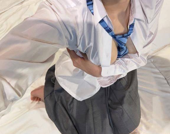 挟まっちゃう…❤️