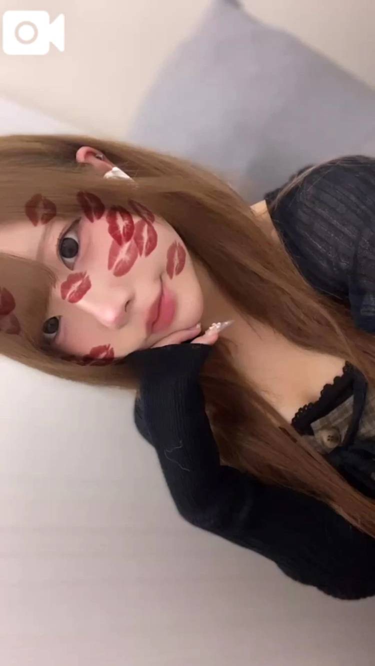 🧏🏻‍♀️♡
