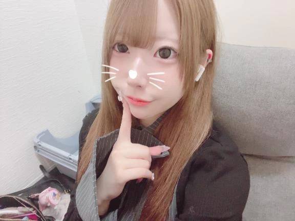 (  ᴗ  ̫ ᴗ  )