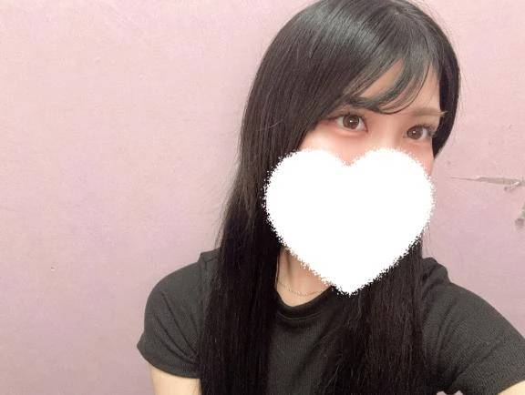 - ̗̀ ☺︎ ̖́-