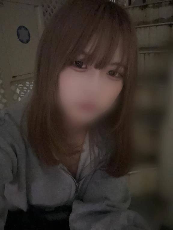 見えそうで見えてない^^