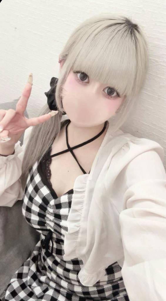 初出勤しゅ〜りょ〜❣️