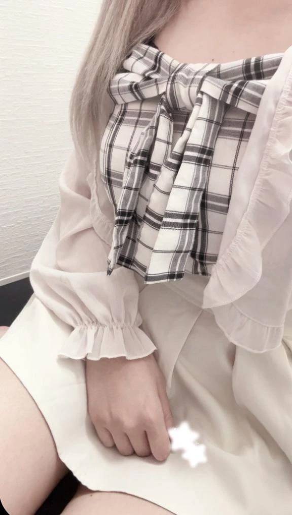 今日は白🤍⋆꙳