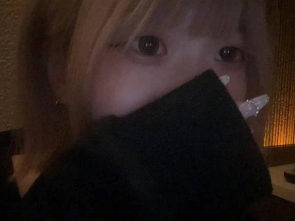 モンスター飲んでるお兄さん