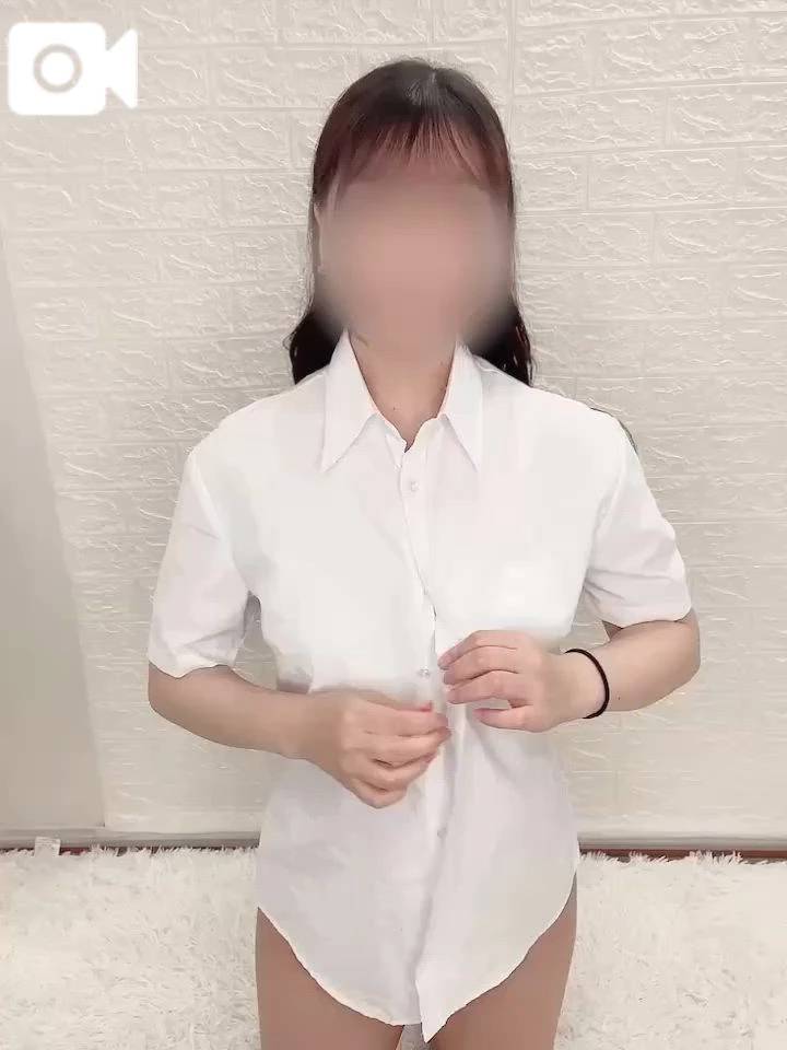 ちら見せ😳🩷
