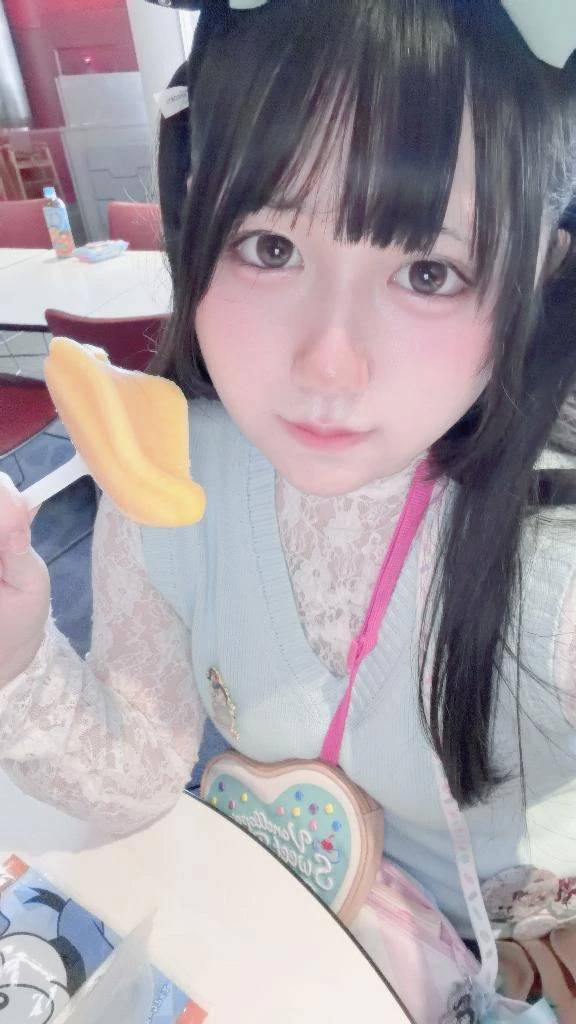 ( ꜆´꒫`꜀)