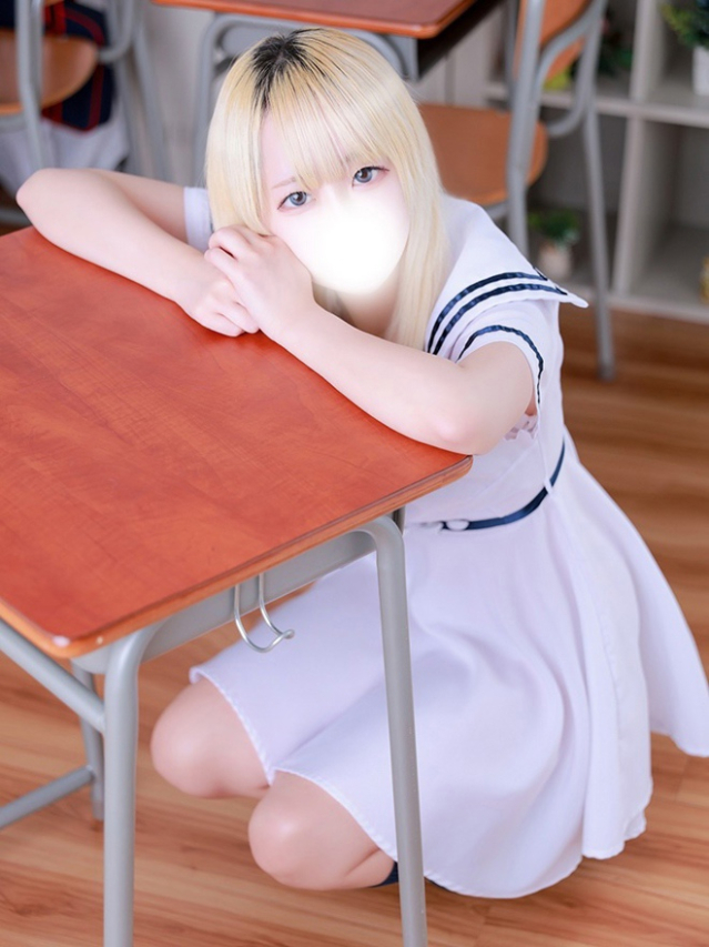 まよ（デザインプリズム新宿）