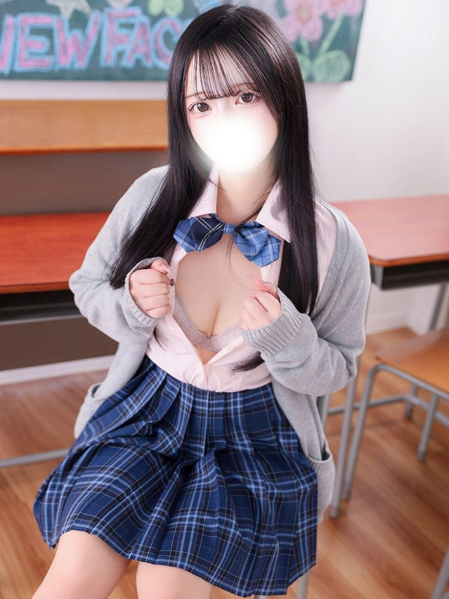 あみ（デザインプリズム新宿）