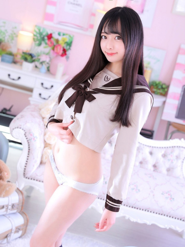 ももか（デザインプリズム新宿）