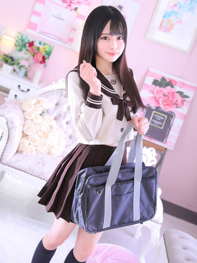 ももか（デザインプリズム新宿）