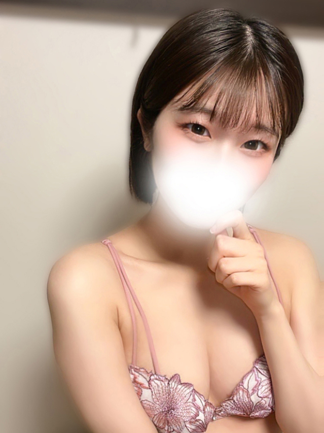 なこ(デザインプリズム新宿)