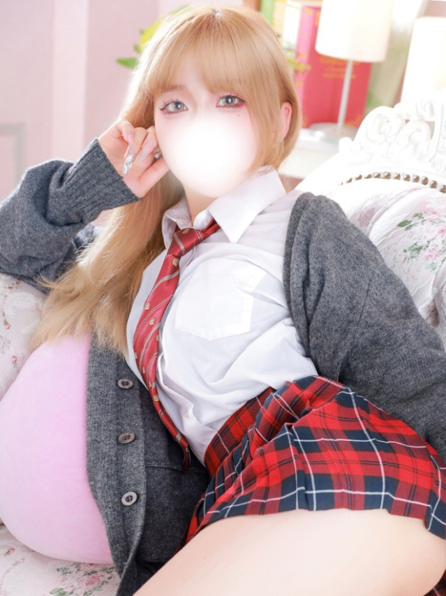 ひなか（デザインプリズム新宿）