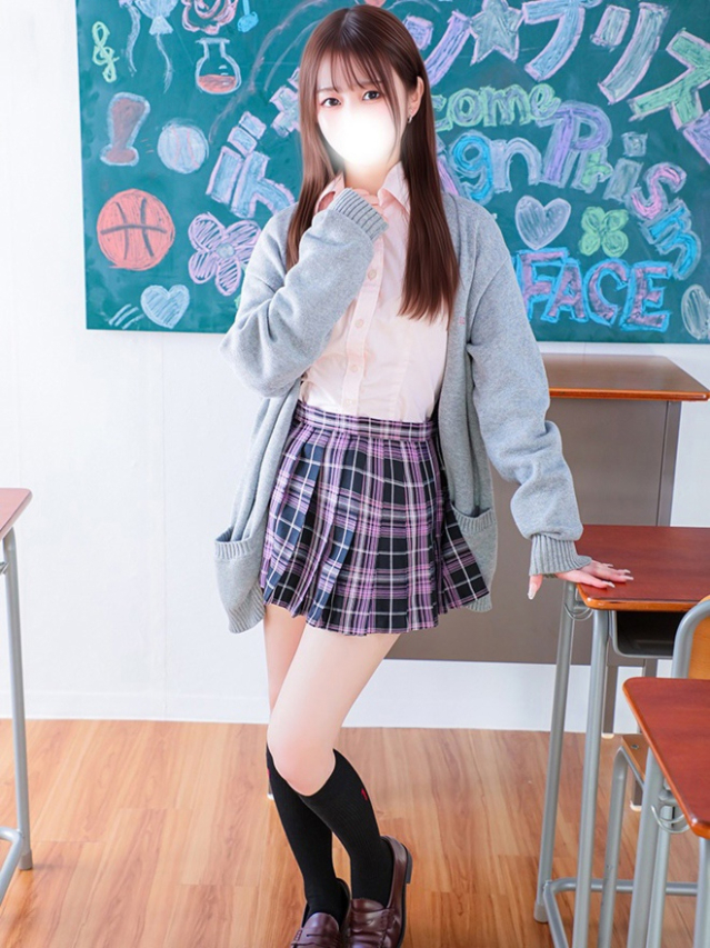 さりな（デザインプリズム新宿）