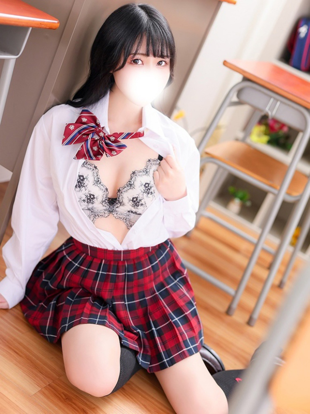 さりか（デザインプリズム新宿）