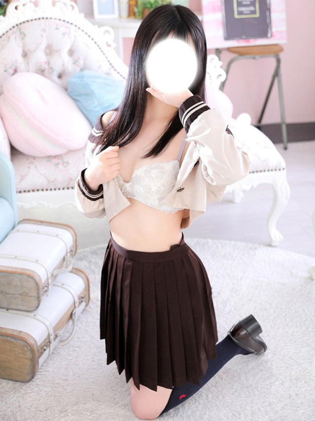 あやか（デザインプリズム新宿）