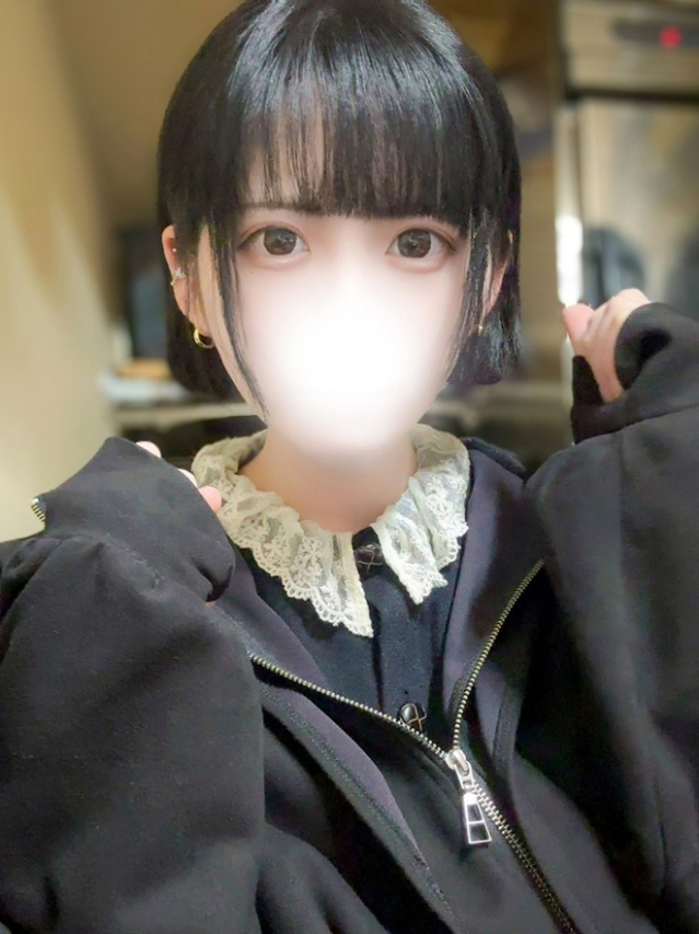 えみ(デザインプリズム新宿)