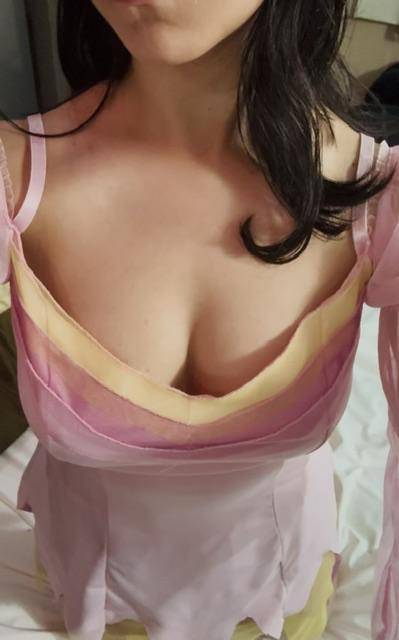 [妖精さんコスプレ] 胸アップ