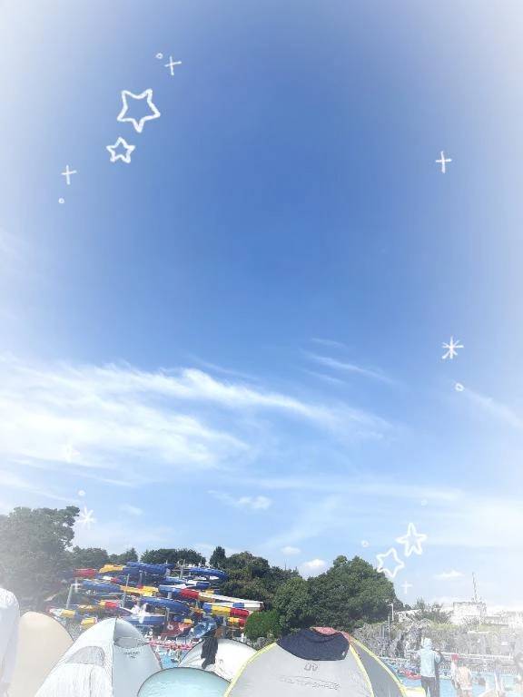 .*ﾟこんにちは(⋆ᴗ͈ˬᴗ͈)”