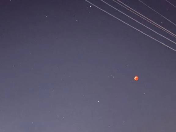 ⭐️皆既月食🌙