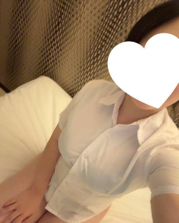 明日は髪切るぞ✂️