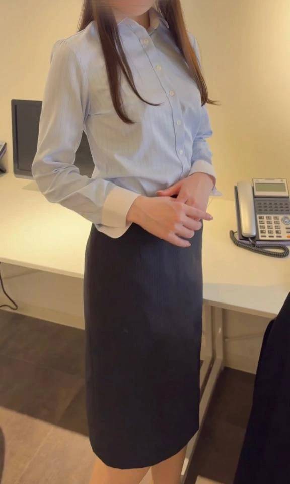 8（土）14時〜出社します💌