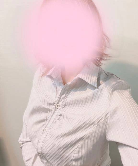 夢野ももか（e女商事 池袋オフィス）