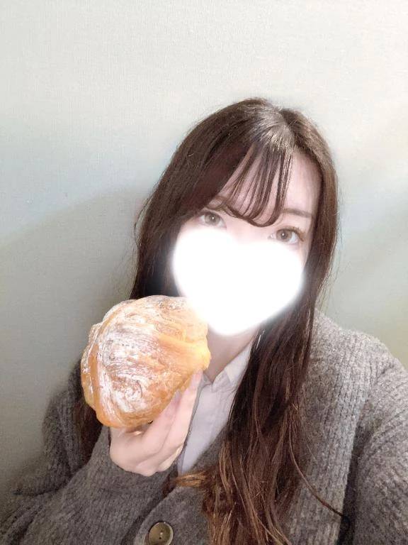 もぐもぐ🤤