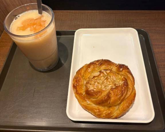 今日は.*･ﾟ　.ﾟ･*.