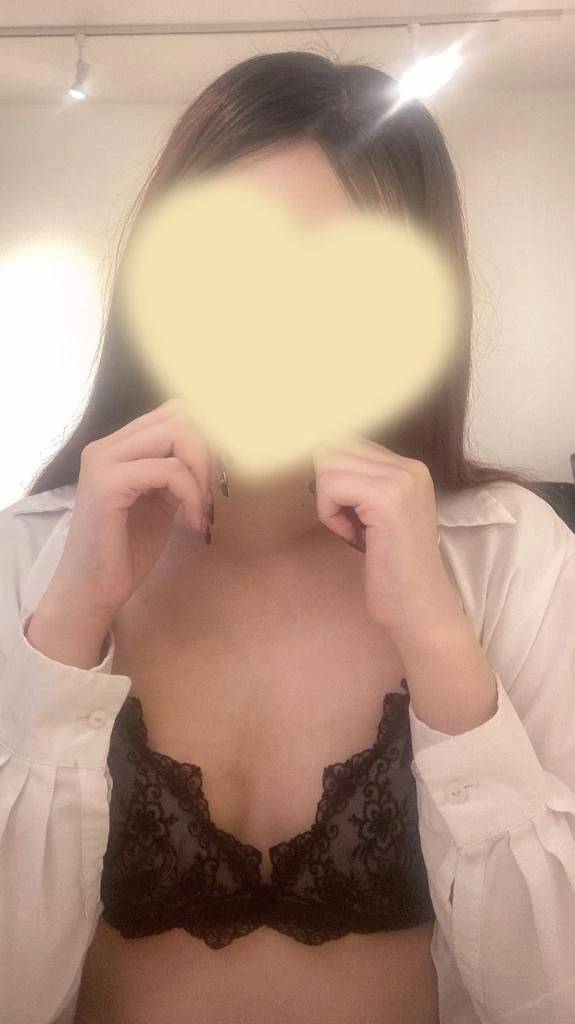 桜庭ひかり（e女商事 池袋オフィス）