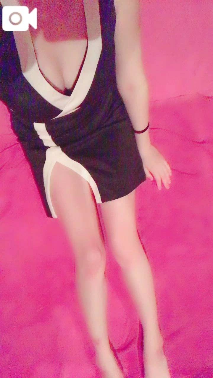 ドレス姿なの👗