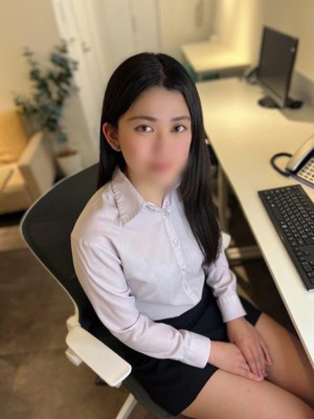 江刺家にか（e女商事 池袋オフィス）