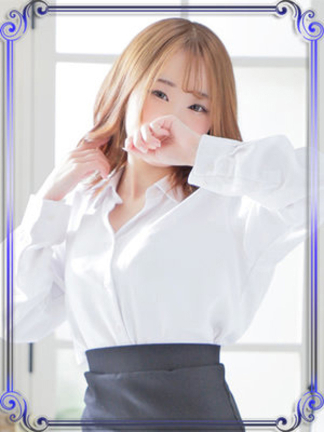 鳴海きら（e女商事 池袋オフィス）