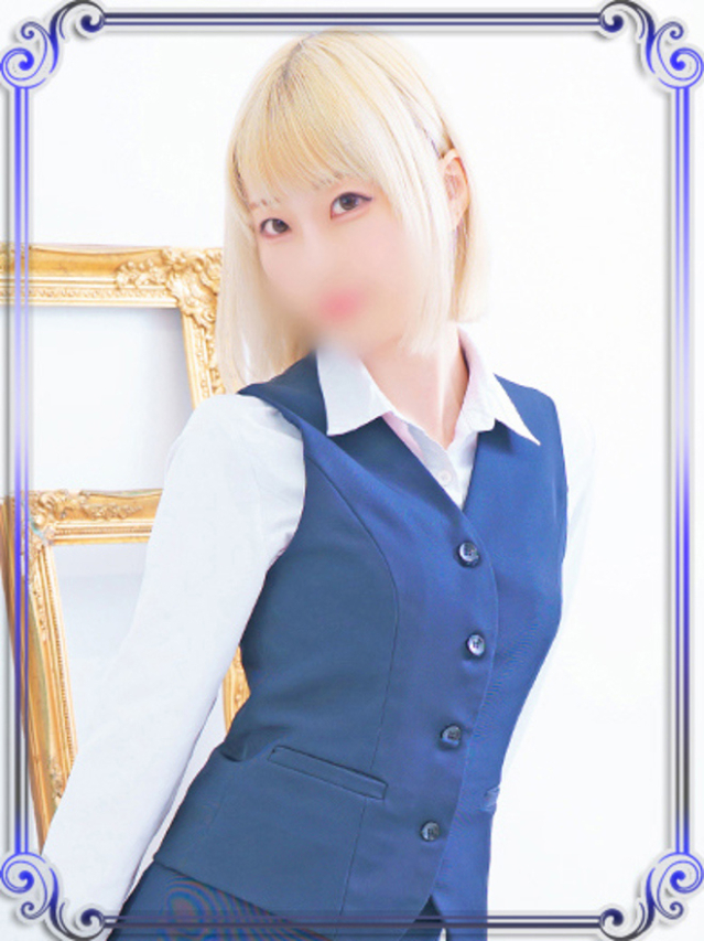 柳ひかる（e女商事 池袋オフィス）