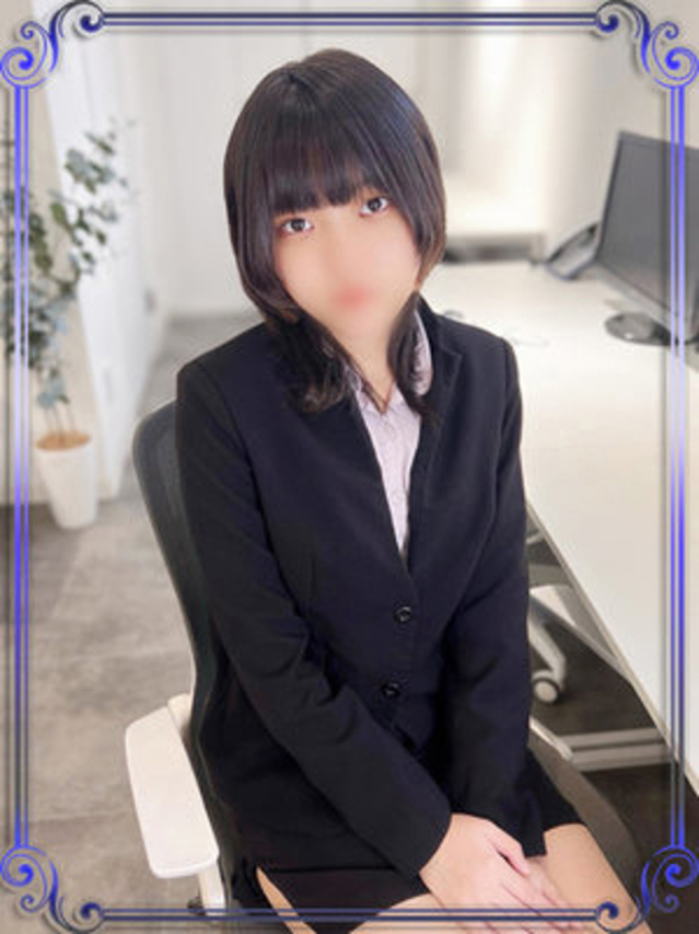 星川るい（e女商事 池袋オフィス）