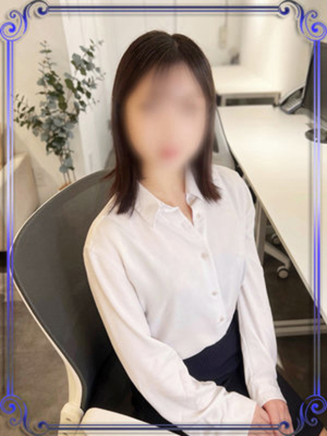 斉藤あかり（e女商事 池袋オフィス）