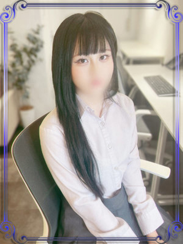 森あみ（e女商事 池袋オフィス）