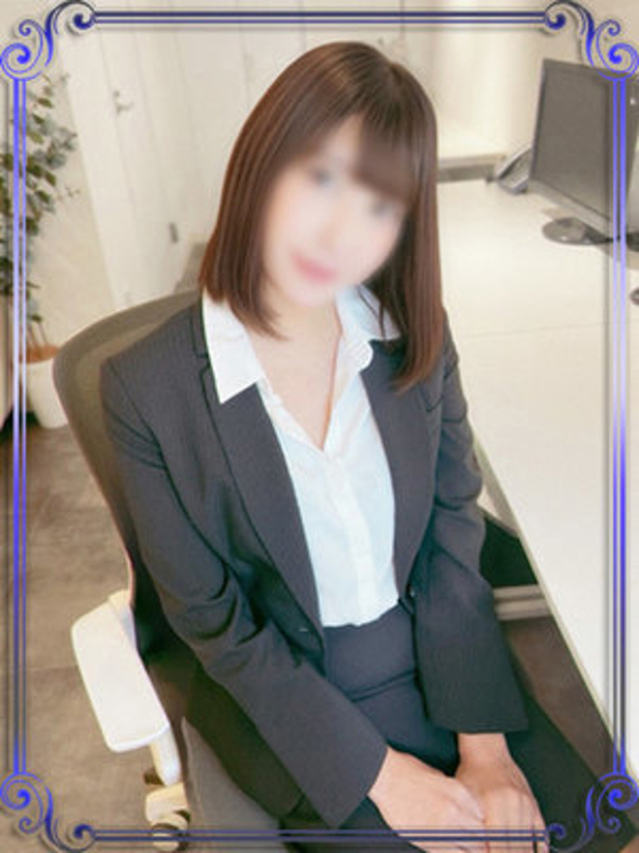 福原かえで（e女商事 池袋オフィス）