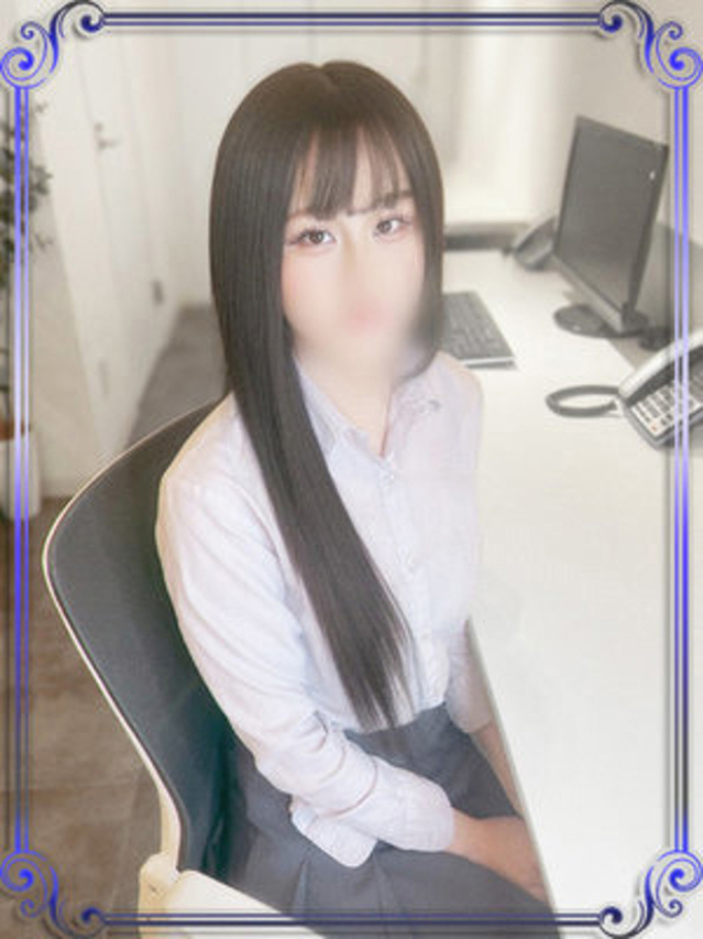 森あみ（e女商事 池袋オフィス）