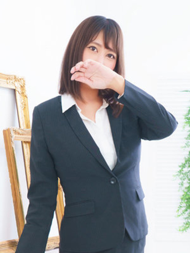 福原かえで（e女商事 池袋オフィス）