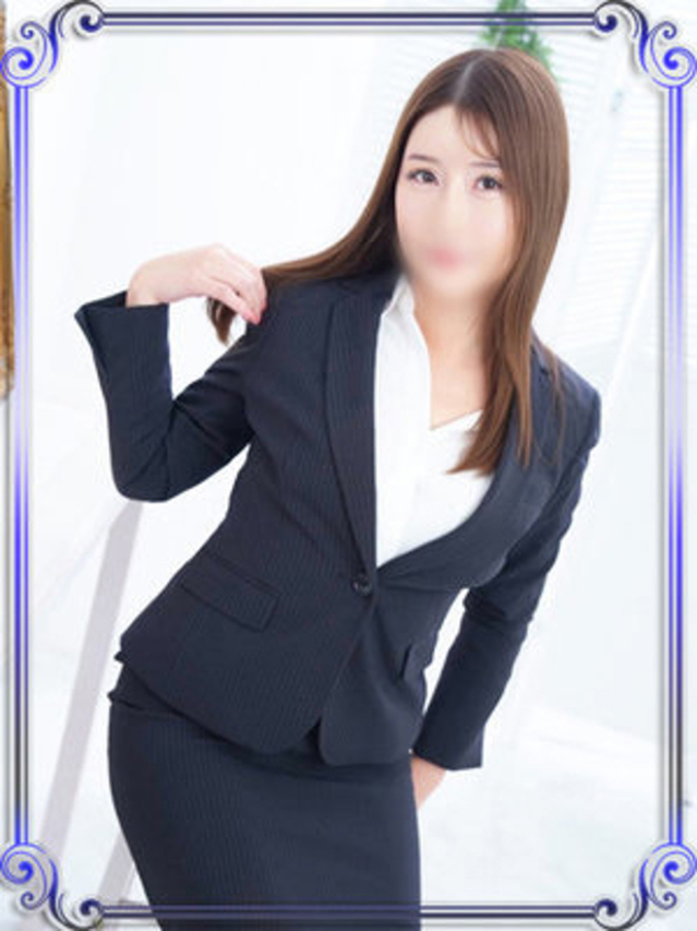 川島えり（e女商事 池袋オフィス）