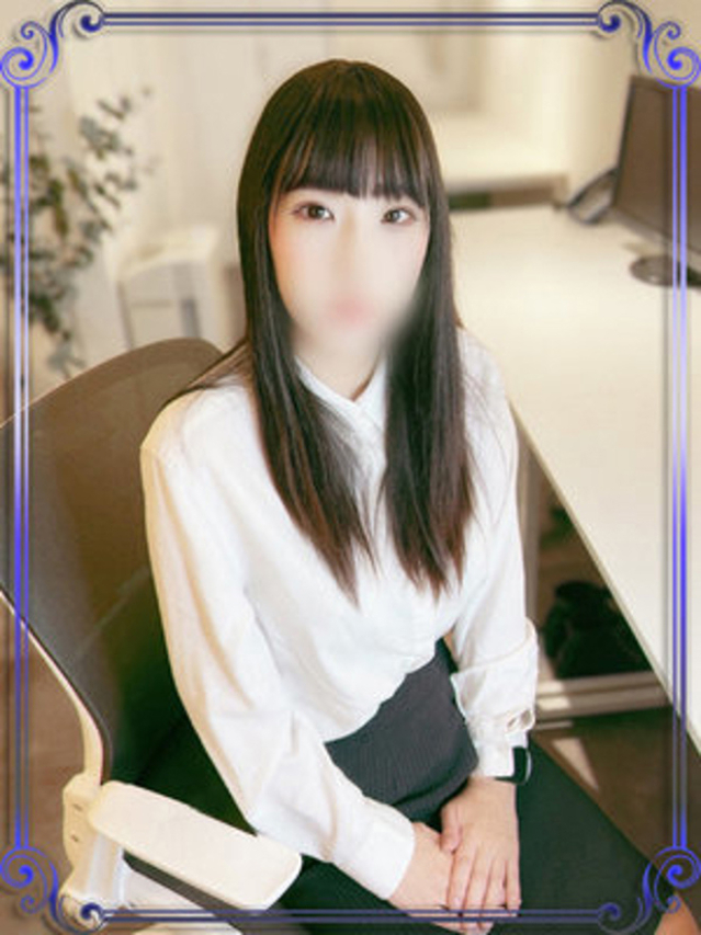 片瀬るみ（e女商事 池袋オフィス）