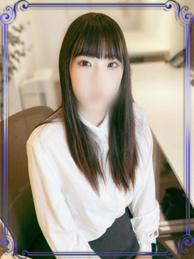 片瀬るみ（e女商事 池袋オフィス）