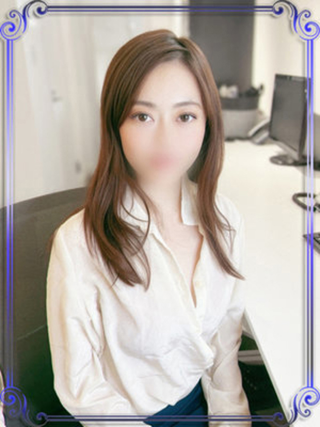 菊川あゆみ（e女商事 池袋オフィス）