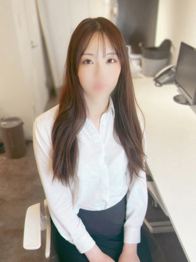 山田にいな(e女商事 池袋オフィス)