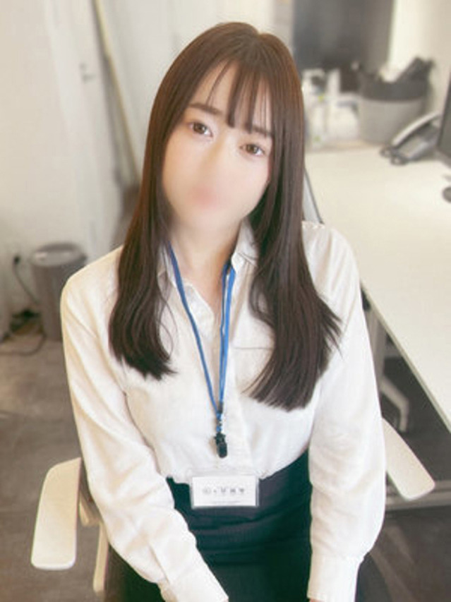 水瀬あいり（e女商事 池袋オフィス）