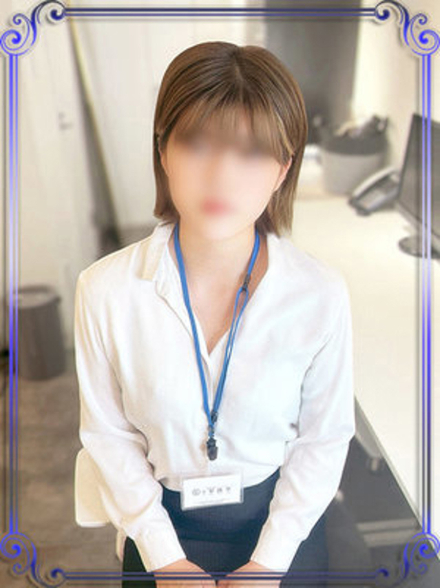 黒木あずさ（e女商事 池袋オフィス）