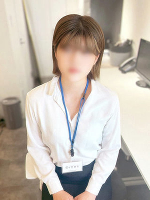 黒木あずさ（e女商事 池袋オフィス）